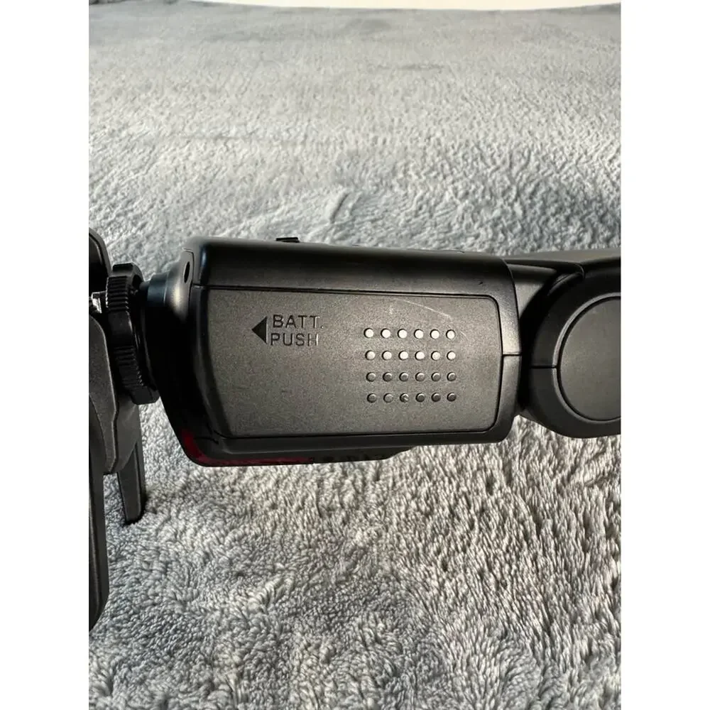 Neewer TT560 Electronic Flash Speedlite for DSLR Cameras